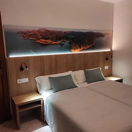 纳达尔旅馆 住宿加早餐酒店 索列尔